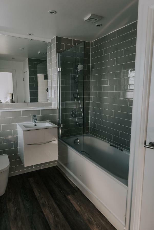 Cavendish House With Secure, Allocated Parking, 2 Mins Walk From Windsor Castle Екстер'єр фото