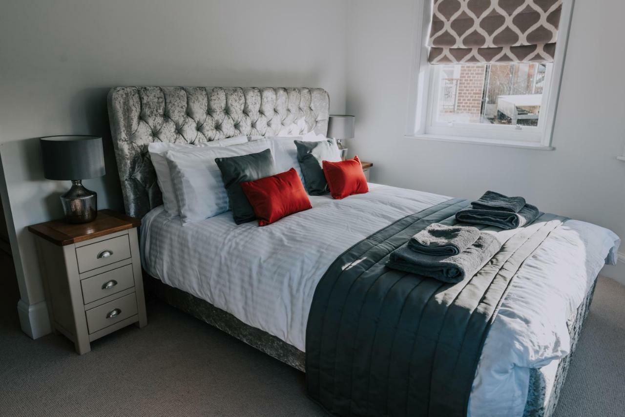Cavendish House With Secure, Allocated Parking, 2 Mins Walk From Windsor Castle Екстер'єр фото