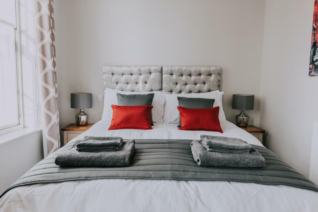Cavendish House With Secure, Allocated Parking, 2 Mins Walk From Windsor Castle Екстер'єр фото