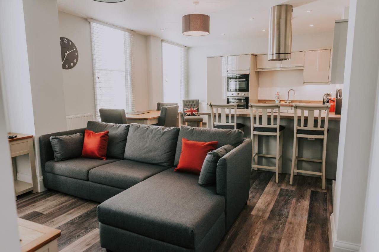 Cavendish House With Secure, Allocated Parking, 2 Mins Walk From Windsor Castle Екстер'єр фото