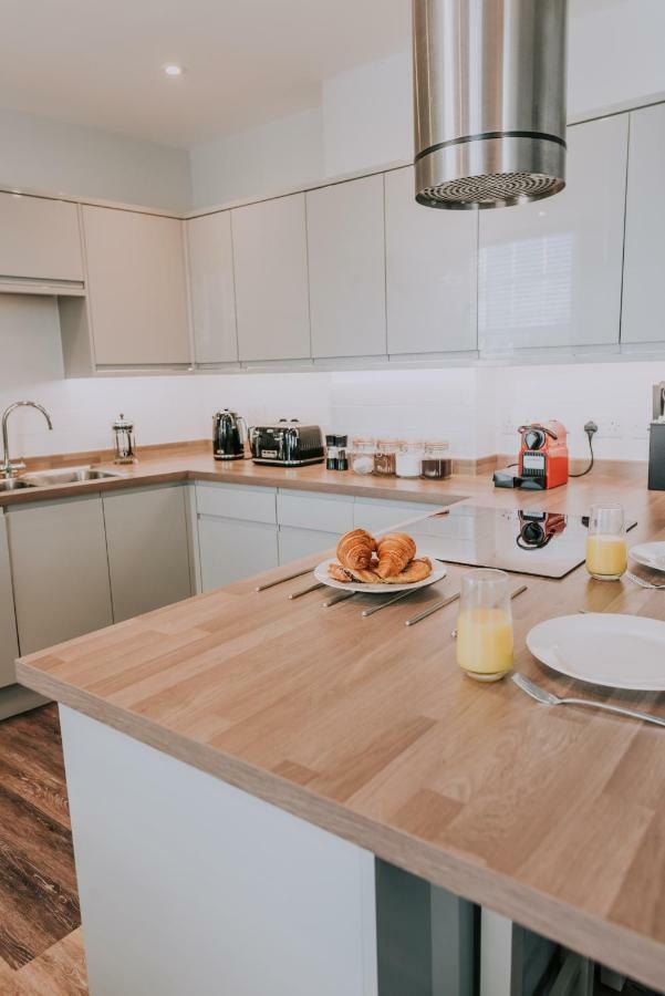 Cavendish House With Secure, Allocated Parking, 2 Mins Walk From Windsor Castle Екстер'єр фото