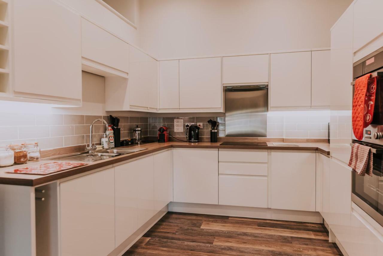 Cavendish House With Secure, Allocated Parking, 2 Mins Walk From Windsor Castle Екстер'єр фото